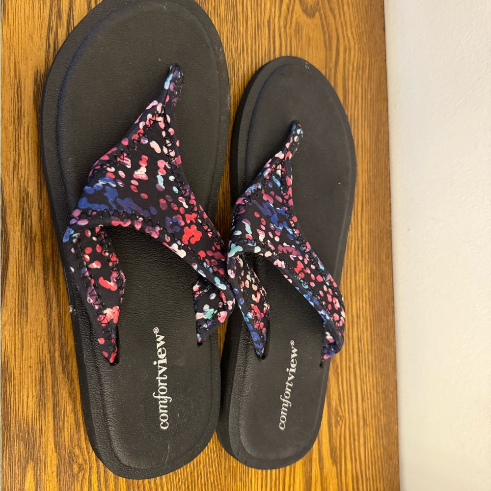 Comfortview Sylvia Soft Footbed Thong Sandals - Multi-Color Print - 7W